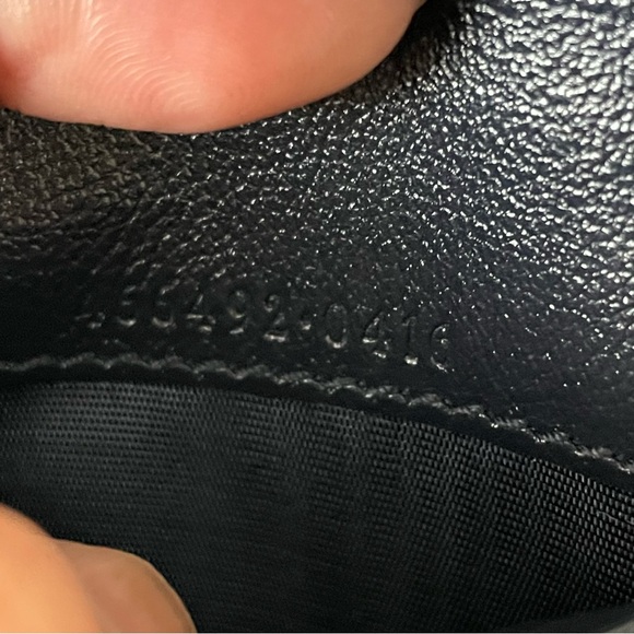 Authentic Gucci GG wallet - Picture 8 of 13